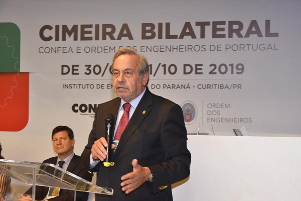 Presidente anfitrião da Cimeira e da reunião do Colégio de Presidentes, Ricardo Rocha agradece e saúda a participação das lideranças em Curitiba