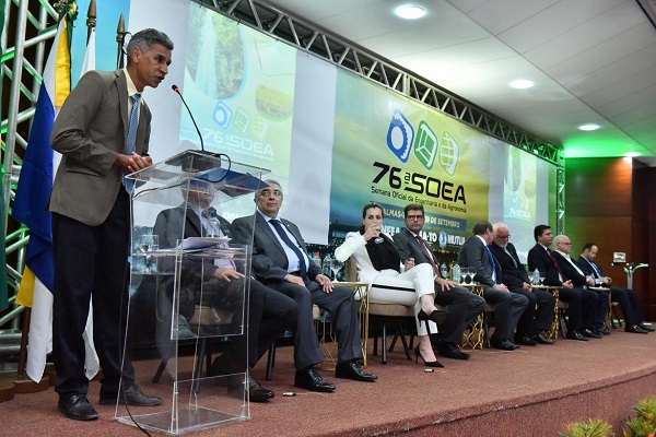 Superintendente da Empresa Brasileira de Correios e Telégrafos se diz honrado em participar do evento