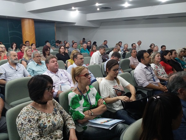 Mais de 130 membros das mesas receptoras e escrutinadoras presentes