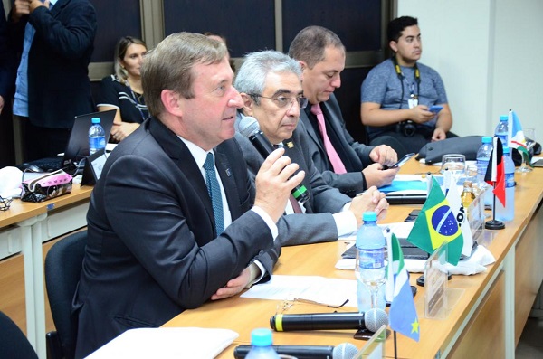 Em sua apresentação, Krüger também destacou os repasses realizados aos Creas por meio do Programa de Desenvolvimento Sustentável do Sistema (Prodesu) e de convênios referentes à realização da Semana Oficial de Engenharia e Agronomia (Soea), dos Congressos Estaduais de Profissionais (CEPs) e de obras. Em 2019, os repasses totalizaram R$ 47 milhões  uma diferença de quase R$ 30 milhões em relação a 2018.