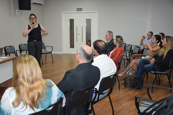 Eng. Angela Cristina Paviani, coordenadora-adjunta da Câmara de Agronomia de SC