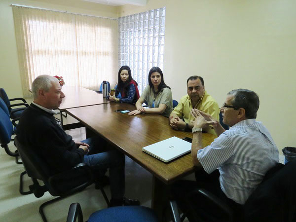 Momento de encontro entre inspetorias e diretoria serve para debate das demandas da Regional 