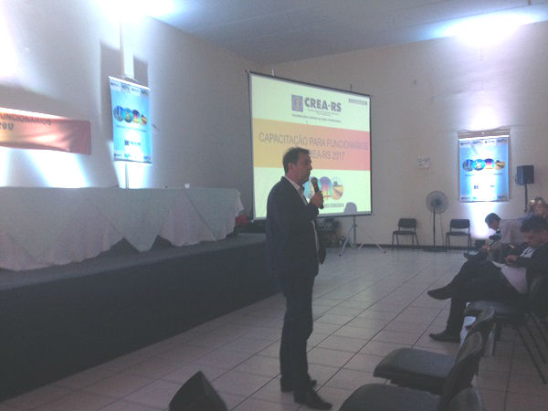Engenheiro Agrícola Carlos Aurélio Dilli Gonçalves