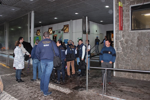 Equipe chega ao Hospital Conceição 