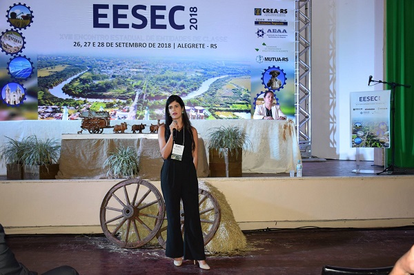 A assessora da presidência do Confea, Eng. Eletricista e de Segurança do Trabalho Fabyola Resende