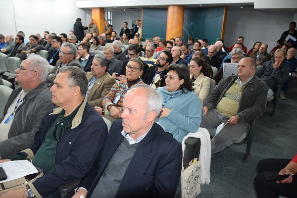 Sessão Plenária contou com a presença de mais de cem conselheiros