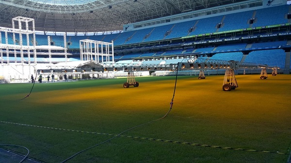 Arena recebe principais nomes do sertanejo neste sábado