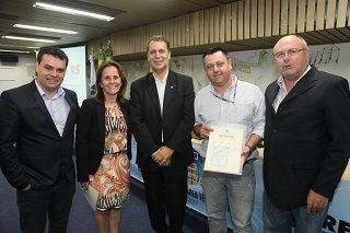 Eng. Agr. Bernardo Luiz Palma (à dir.) e adjunto Eng. Fltal. Glênio de Jesus Teixeira