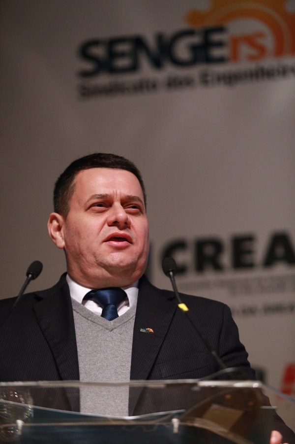Presidente do Senge-RS, Alexandre Wollmann