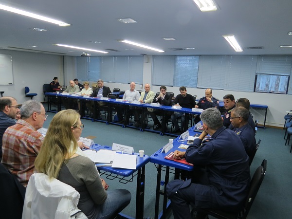O COESPPCI é composto por 24 membros, titulares e respectivos suplentes