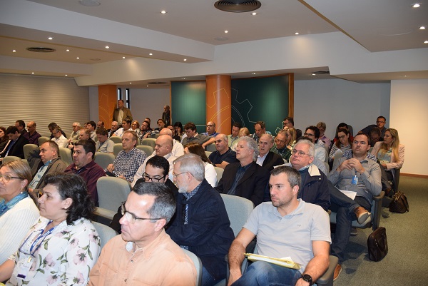 Pauta extensa marcou a Sessão Plenária