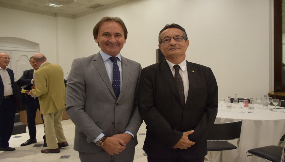 Juvir Costella (à esquerda) e Eng. Bragança 