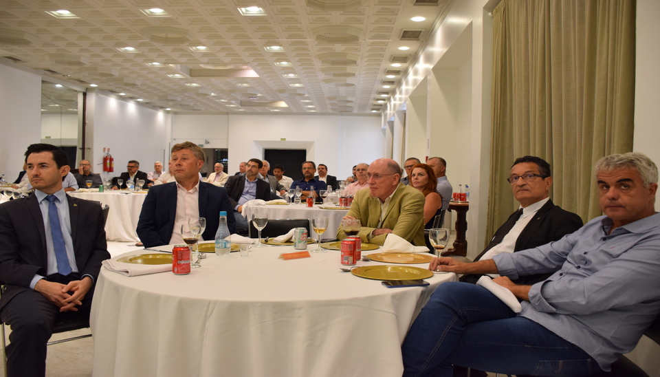 2º vice-presidente, Eng. Civ.Francisco Carlos Bragança de Souza representou o Conselho 