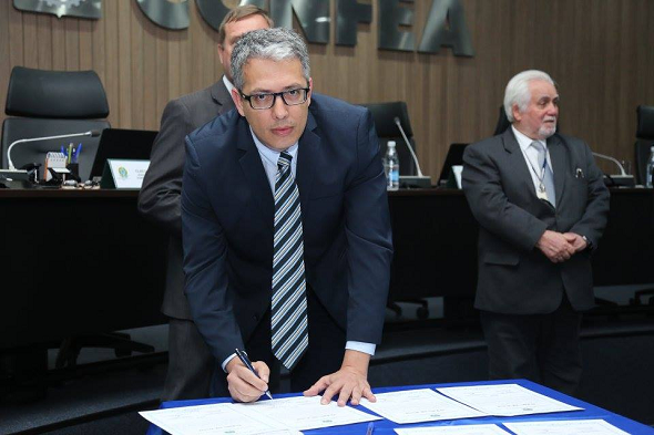 Valério assumirá também, no Confea, como membro titular na Comissão de Educação e Atribuição Profissional (CEAP) e suplente na Comissão Eleitoral Federal (CEF)