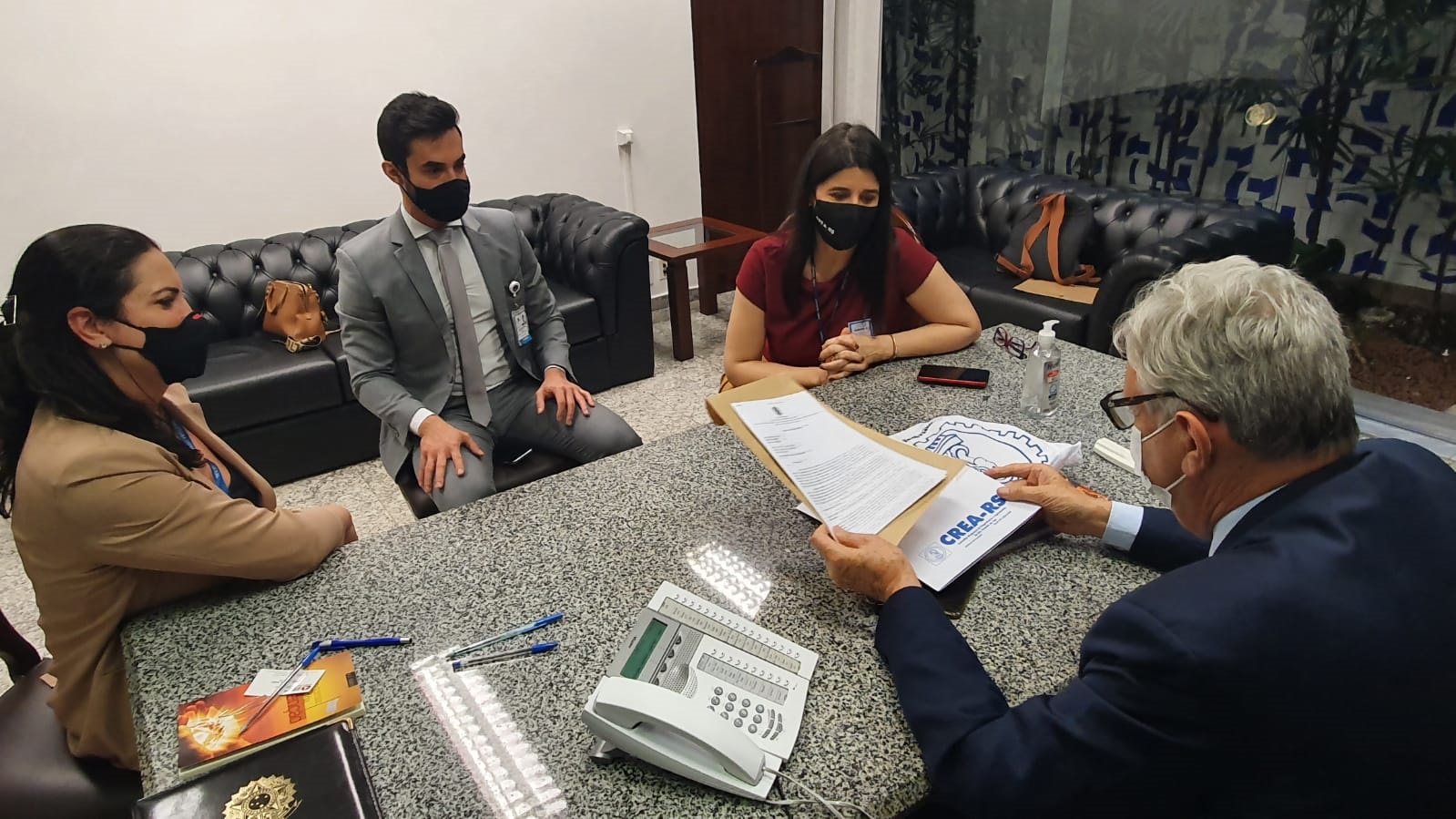 Senador Heinze favorável à proposição do CREA-RS
