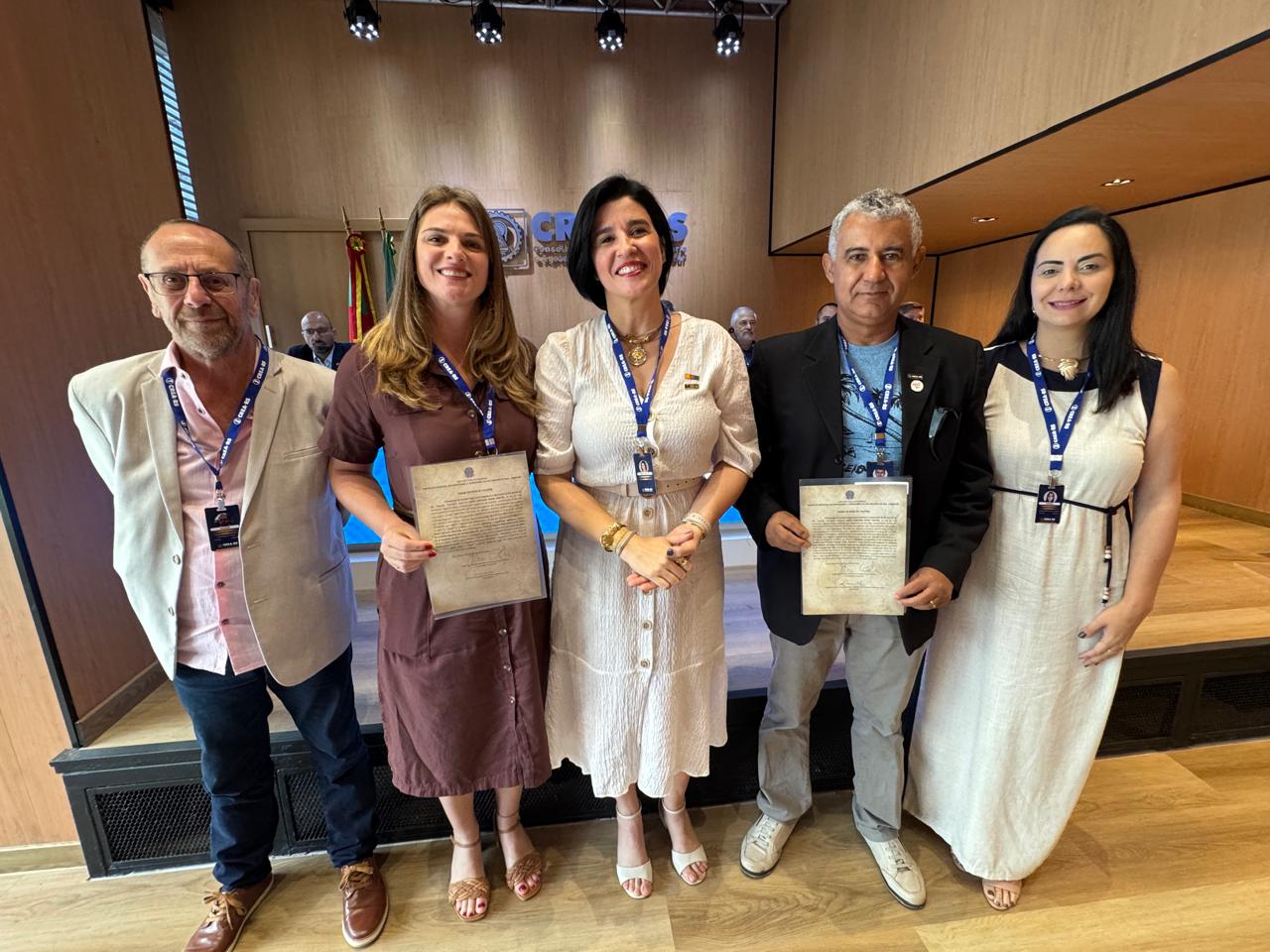 Eng. Agr. Luciane Ribeiro da Costa e Eng. Civil e Seg. Trab. Luiz Francisco Pedroso Lopes