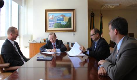 CREA-RS e TCE firmam Termo de Cooperação Técnica