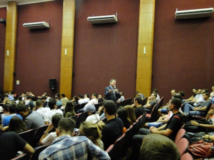 Eng. Capoani palestra para estudantes de Engenharia da Unilasalle