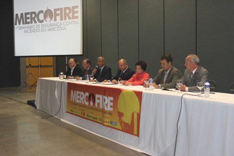 Ações de prevenção e segurança contra incêdio são foco da Mercofire