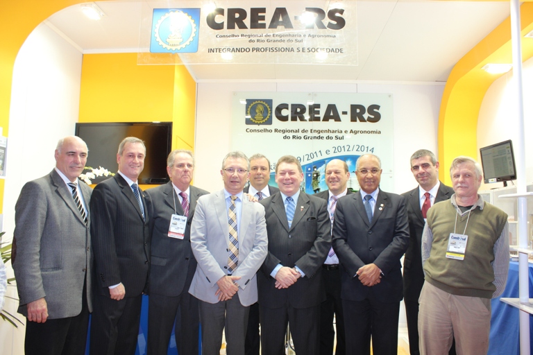 16ª Construsul abre suas portas e estande do CREA-RS já recebe visitantes