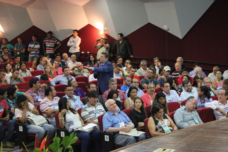 Presidente Capoani e delegação gaúcha se destacam em painel no 28º CBA