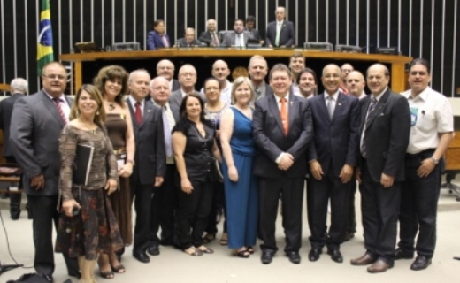 Profissionais comemoram 80 anos da Engenharia Brasileira