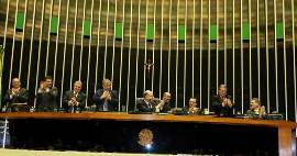 Poder Legislativo prestigia engenharia brasileira em sessão solene