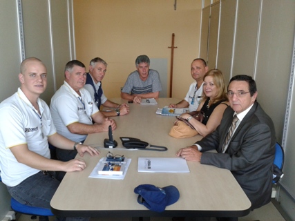 Representantes do CREA-RS e da UFSM realizam reunião
