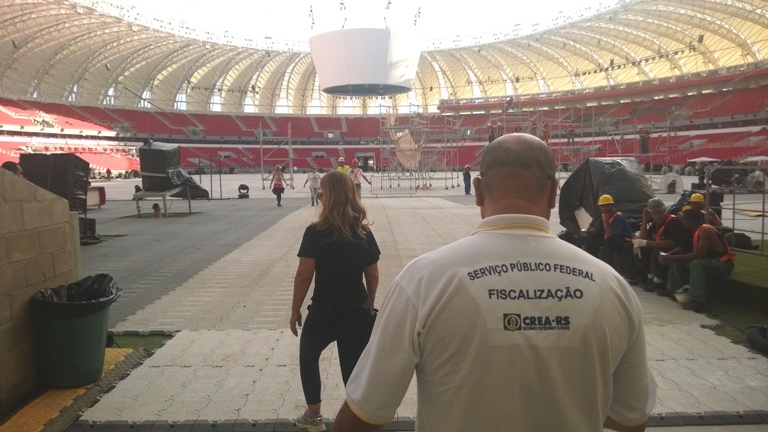 Ação conjunta Copa 2014: CREA e CRN fiscalizam bares, restaurantes e o Beira-Rio