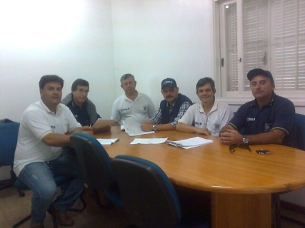 CREA-RS fiscaliza montagem da 22ª Fenadoce de Pelotas