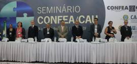 Habilitação para o exercício profissional ganha destaque no Seminário Confea/Cau