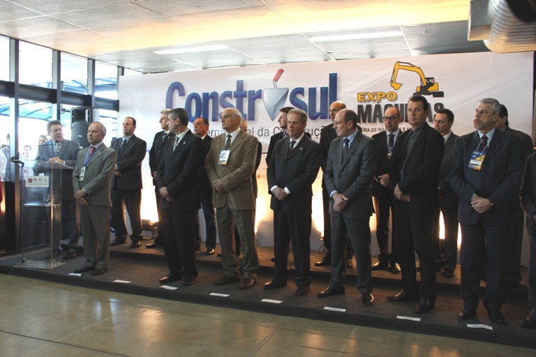 CREA-RS participa da abertura da 17ª edição da Construsul