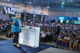 Formação do Engenheiro deve valorizar inteligência e aproximação com indústria
