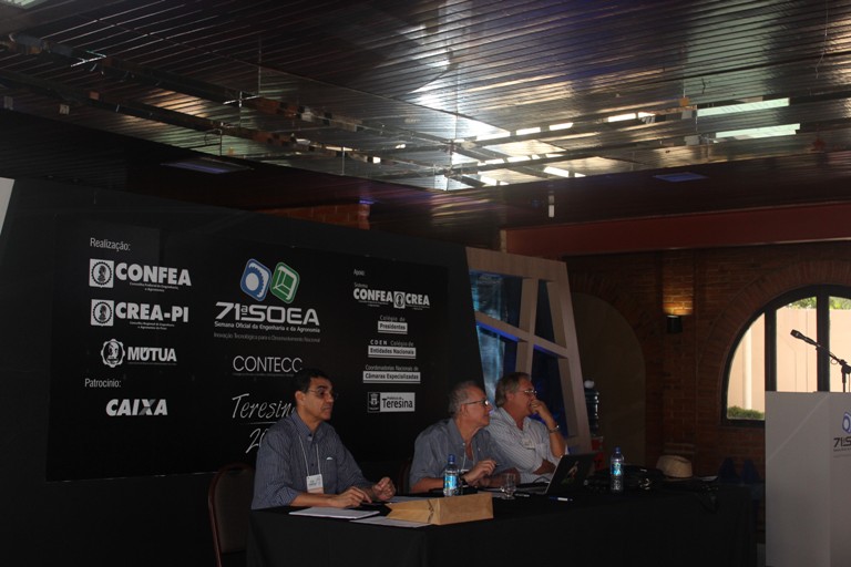 Representantes do CREA-RS participam de reunião da ABEE durante 71ª Soea