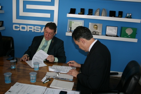 Corsan firma convênio de cooperação técnica com CREA-RS