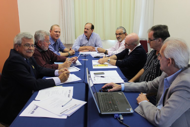 Fórum Nacional dos Colégios de Entidades Regionais realiza primeira reunião