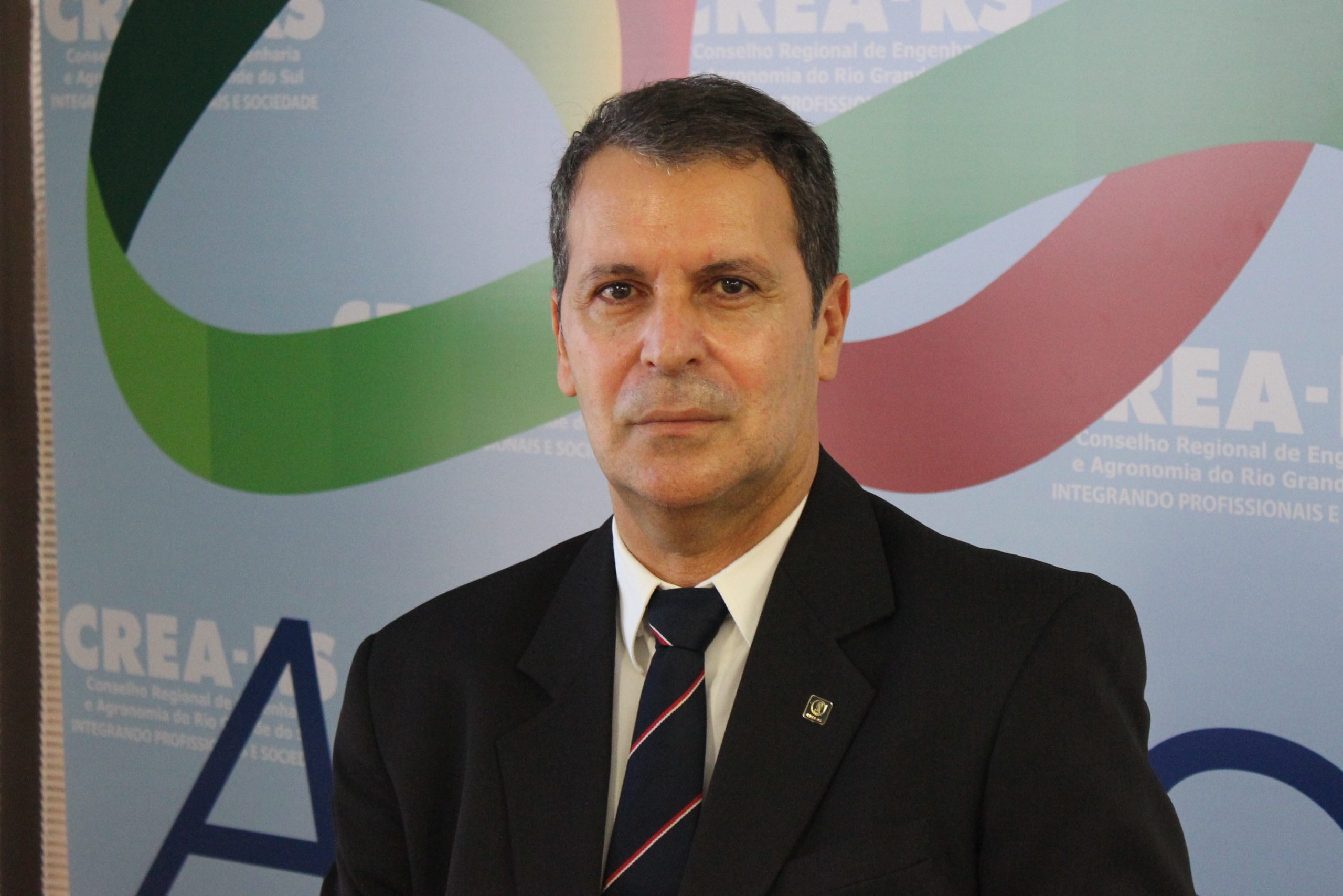 Eng. Civil Melvis Barrios Junior toma posse como presidente do CREA-RS