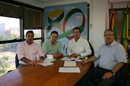 Conselheiro do CREA-RS assume cargo da direção da CEEE