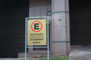 Sede do CREA-RS conta com estacionamento para profissionais em atendimento
