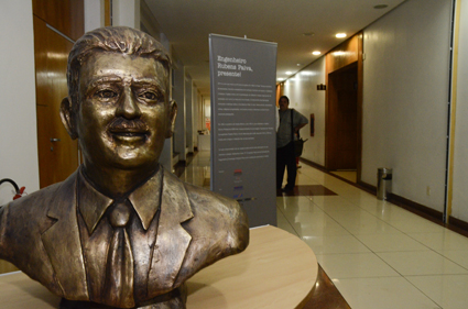 Exposição “Engenheiro Rubens Paiva, presente!” em ambiente virtual