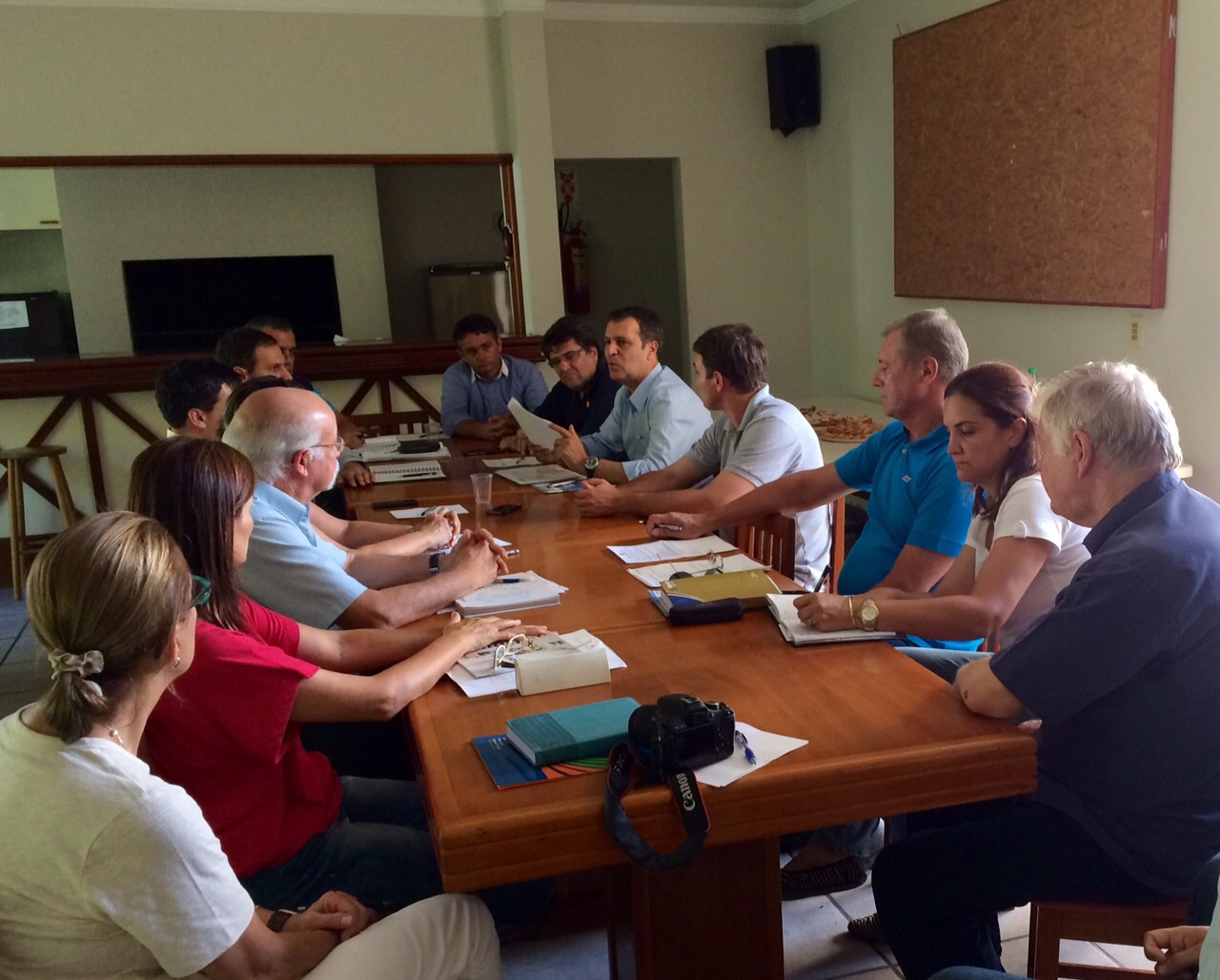 Presidente do CREA-RS acompanha reunião da Zonal Central