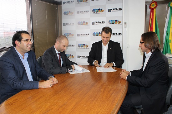 CREA-RS e MPT-RS formalizam Termo de Cooperação Técnica