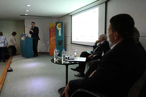 Lei de Licitações em debate no Senge-RS