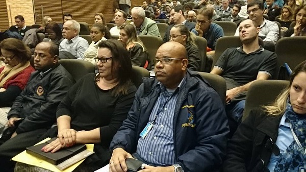 Projeto de combate a irregularidades na construção civil realiza debates