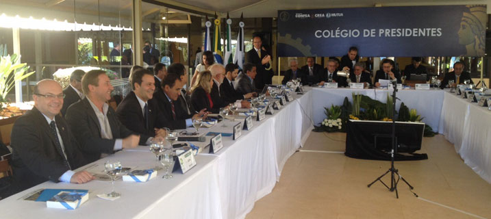 CREA-RS participa de reunião do Colégio de Presidentes