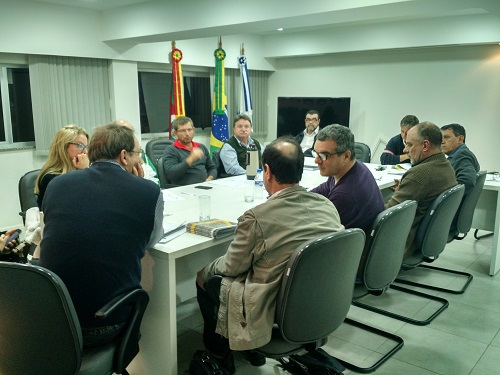 Reunião em Canoas debate aplicação da Cartilha Calçada Cidadã na cidade