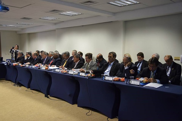 Assinatura com a ABNT marca abertura do Colégio de Presidentes em Maceió