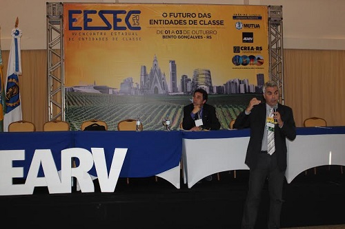 Crítica aos métodos de contratação na área pública marca painel sobre Engenharia