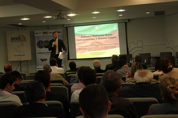 “Se eu fosse proprietário rural, preencheria logo o CAR”, diz promotor