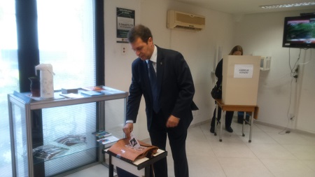 Acompanhe a tarde de votação para escolha do conselheiro federal